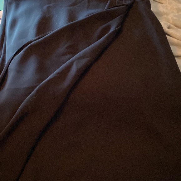 Jones New York Little Black Dress Size 16. Faux Wrap. Fully lined. - Picture 11 of 13